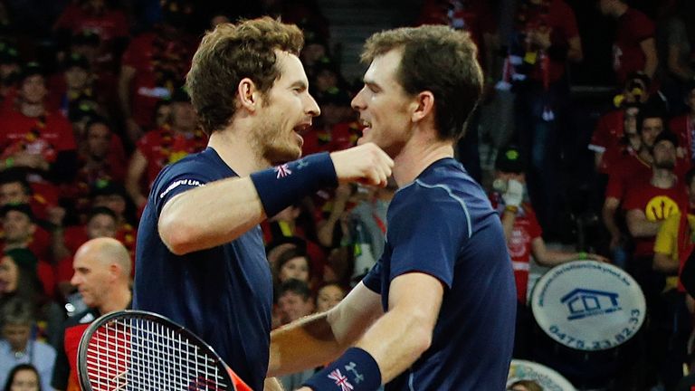 Andy Murray: Three-time Grand Slam champion retires injured at Queen’s against Jordan Thompson | Tennis News