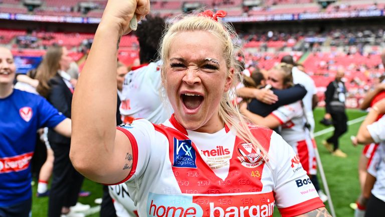 Challenge Cup final: Ex-St Helens player Shona Hoyle aims to be thorn in old team’s side for Leeds Rhinos | Rugby League News