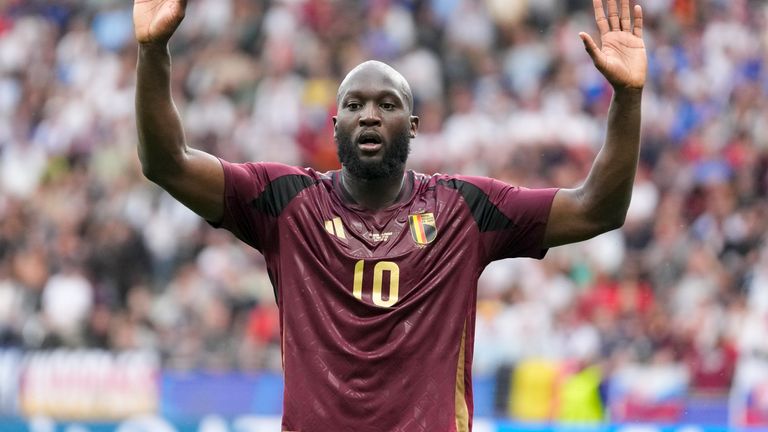 Euro 2024 – Belgium 0-1 Slovakia: Romelu Lukaku denied twice by VAR as Red Devils suffer shock defeat in Group E opener | Football News